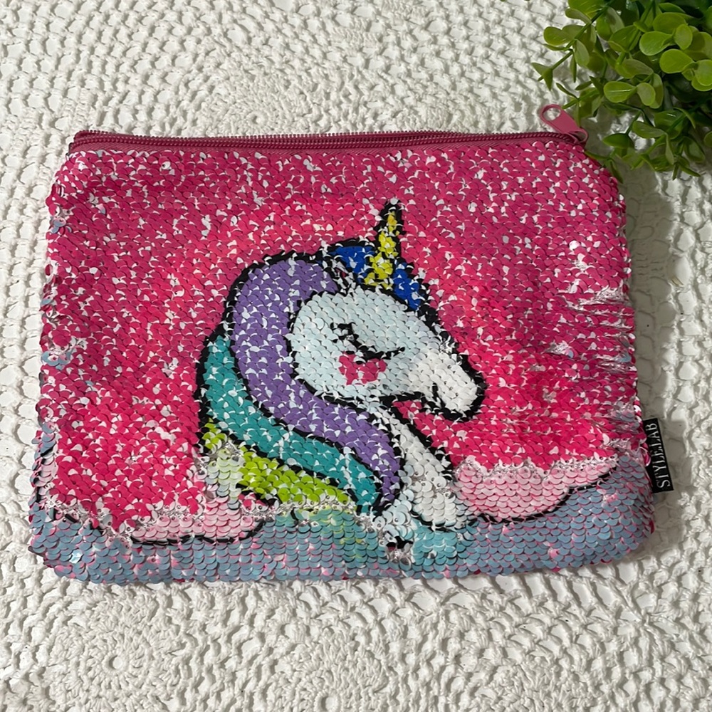 Stylelab sequinned UNICORN make up bag